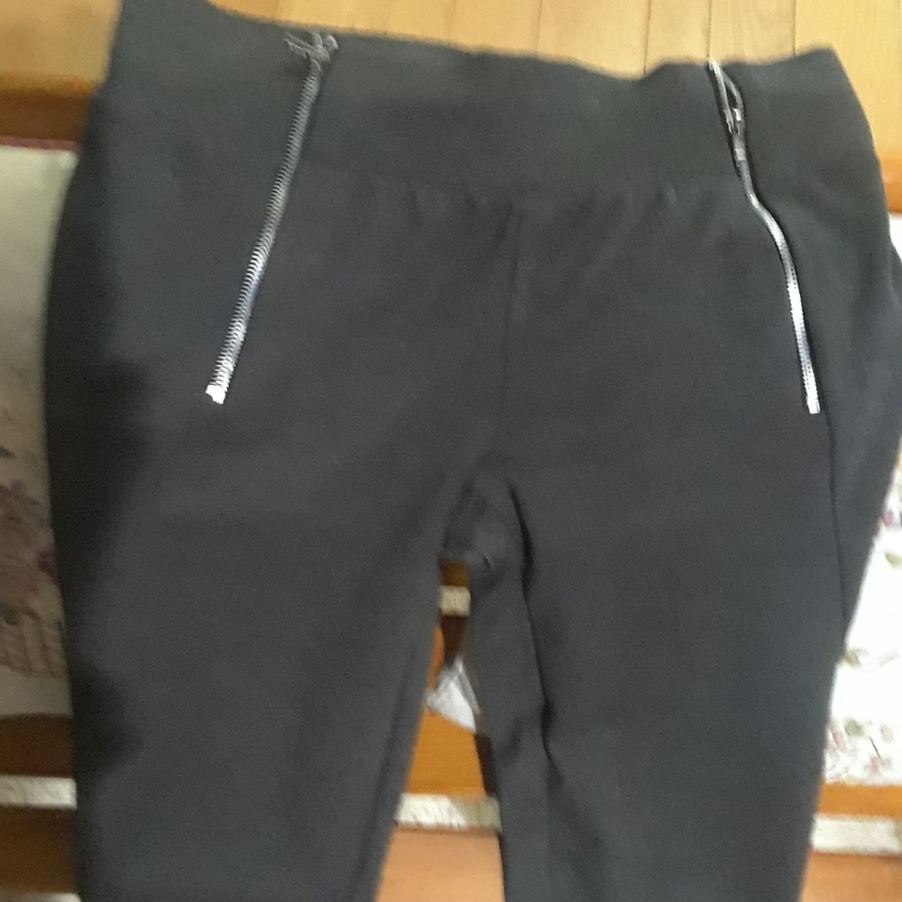 Pants - Picture 7 of 7
